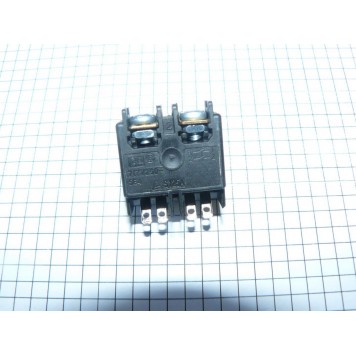 V000-003-302 | Выключатель SF125 7(7)A 5E4, NONAME-4