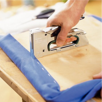 5000066 | Степлер (скобозабиватель) ручной для скоб тип 140 (6-8 мм). Cтальной корпус, RAPID R14E-1