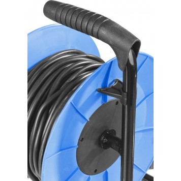 55082-20 | Удлинитель на катушке, ПВС 3x1 кв мм, 4 гнезда, макс мощн 2200 Вт, 20м, ЗУБР ПРОФЕССИОНАЛ-1