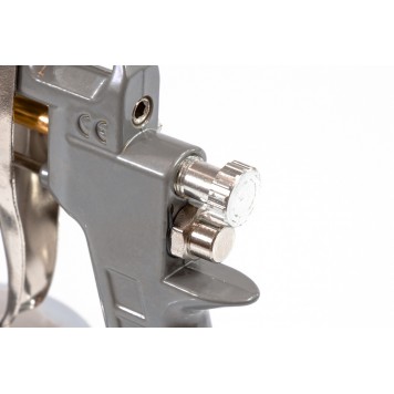 57317 | Краскораспылитель пневматический с нижним бачком V 0,75 л, сопло D 1.2, 1.5 и 1.8 мм, MATRIX-2