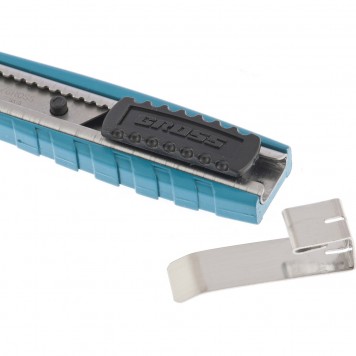 78898 | Нож 130 мм, металлический корпус, выдвижное сегментное лезвие 9 мм (SK-5), металлическая направляющая, клипса для ремня, GROSS-1