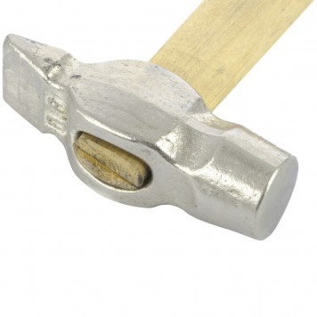 10241 | Молоток слесарный, 600 г, круглый боек, деревянная рукоятка Россия, РОССИЯ-1